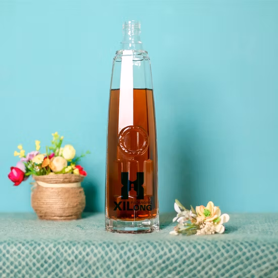 Китай оптовая продажа высококачественного стекла для виски с трафаретной печатью матовые стеклянные бутылки для алкоголя